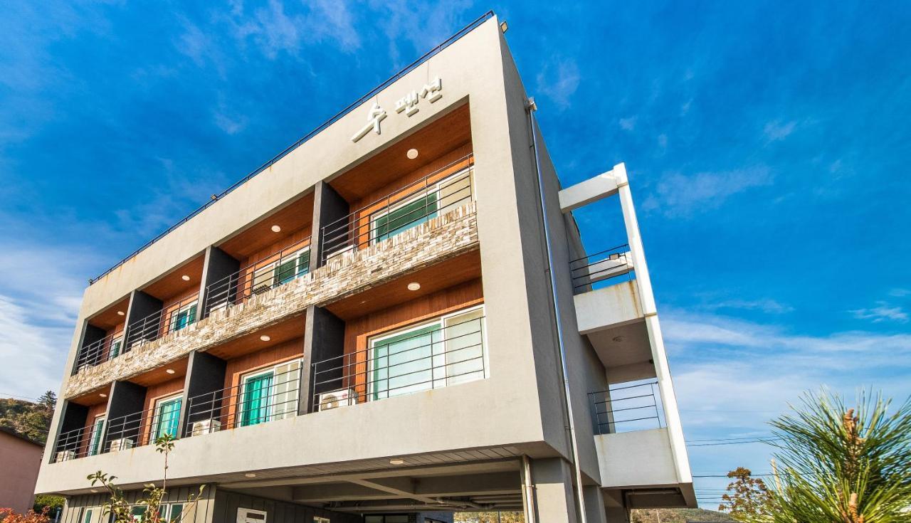 Jeju Soo Pension مدينة سيوجويبو المظهر الخارجي الصورة