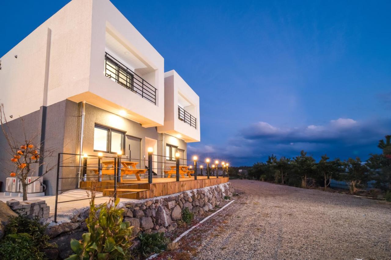 Jeju Soo Pension مدينة سيوجويبو المظهر الخارجي الصورة