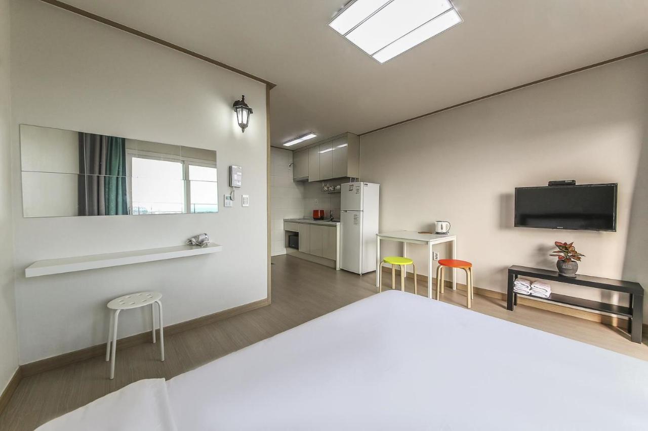 Jeju Soo Pension مدينة سيوجويبو المظهر الخارجي الصورة